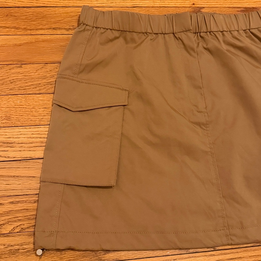 Babaton Aritzia Vessel Skirt Size 6 Tan Cargo Utility Mini new without tags - Picture 4 of 12